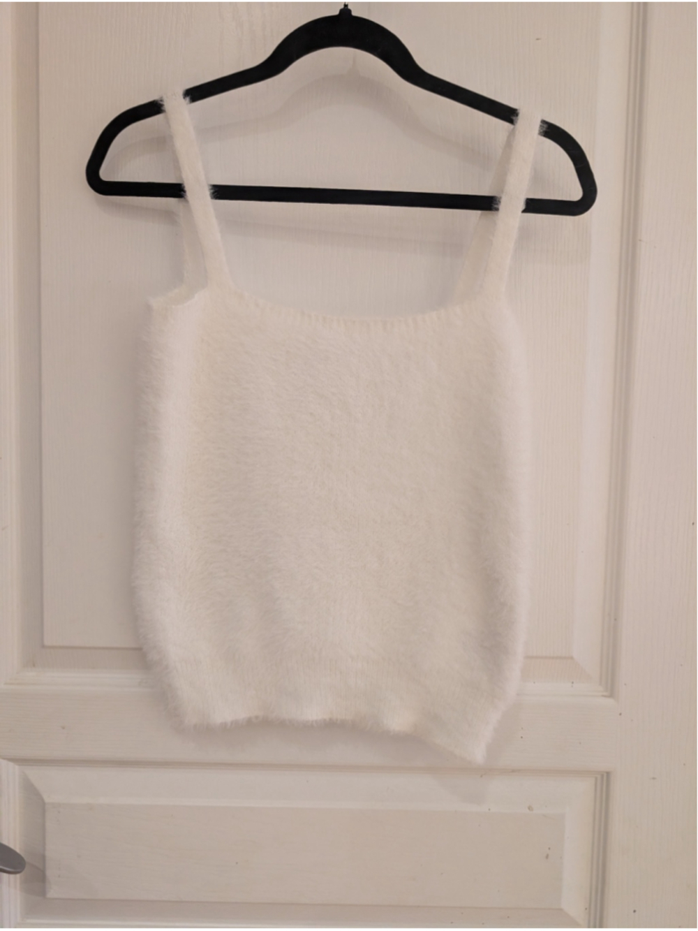 Women's Willow & Wind White Fuzzy Camisole Top Size M